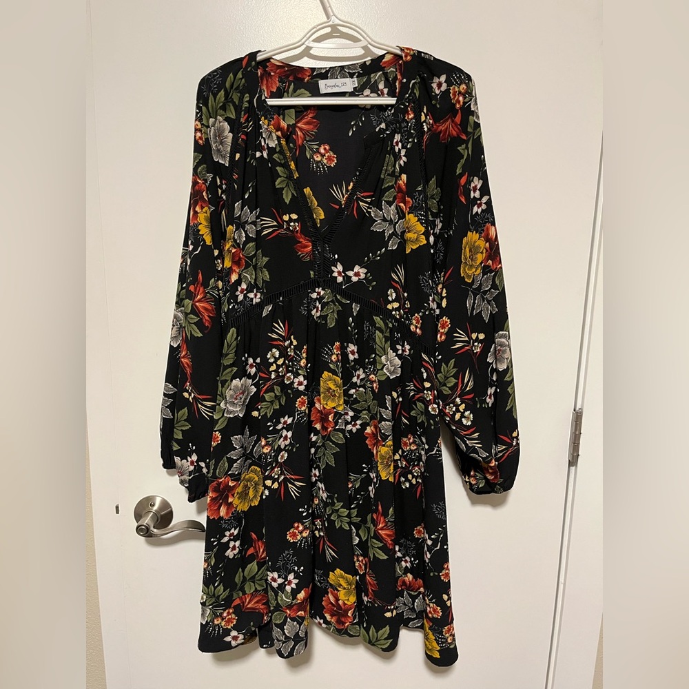 2X Floral Black Dress
